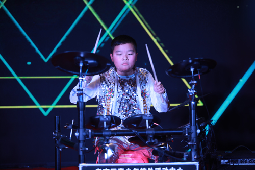 大禹漢光2018年“同心同行，共創(chuàng)未來”主題年會圓滿成功