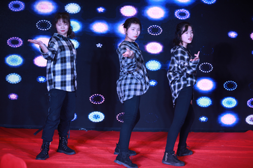 大禹漢光2018年“同心同行，共創(chuàng)未來”主題年會圓滿成功